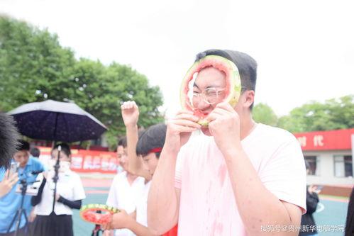 同学吃瓜比赛,吃瓜大赛，谁与争锋？