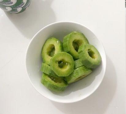 吃中药可以吃羊角蜜瓜吗,羊角蜜瓜与中药同食的适宜性探讨