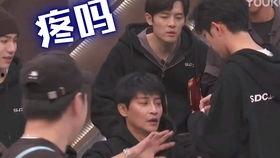 吃瓜群众被迫营业小说,吃瓜群众被迫营业的奇幻之旅