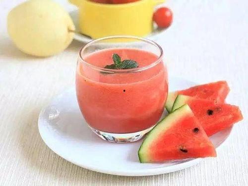 母亲怀孕吃瓜,孕妇饮食新风尚