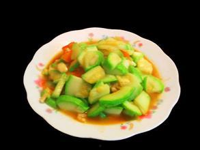 玉儿吃茭瓜,舌尖上的田园风情